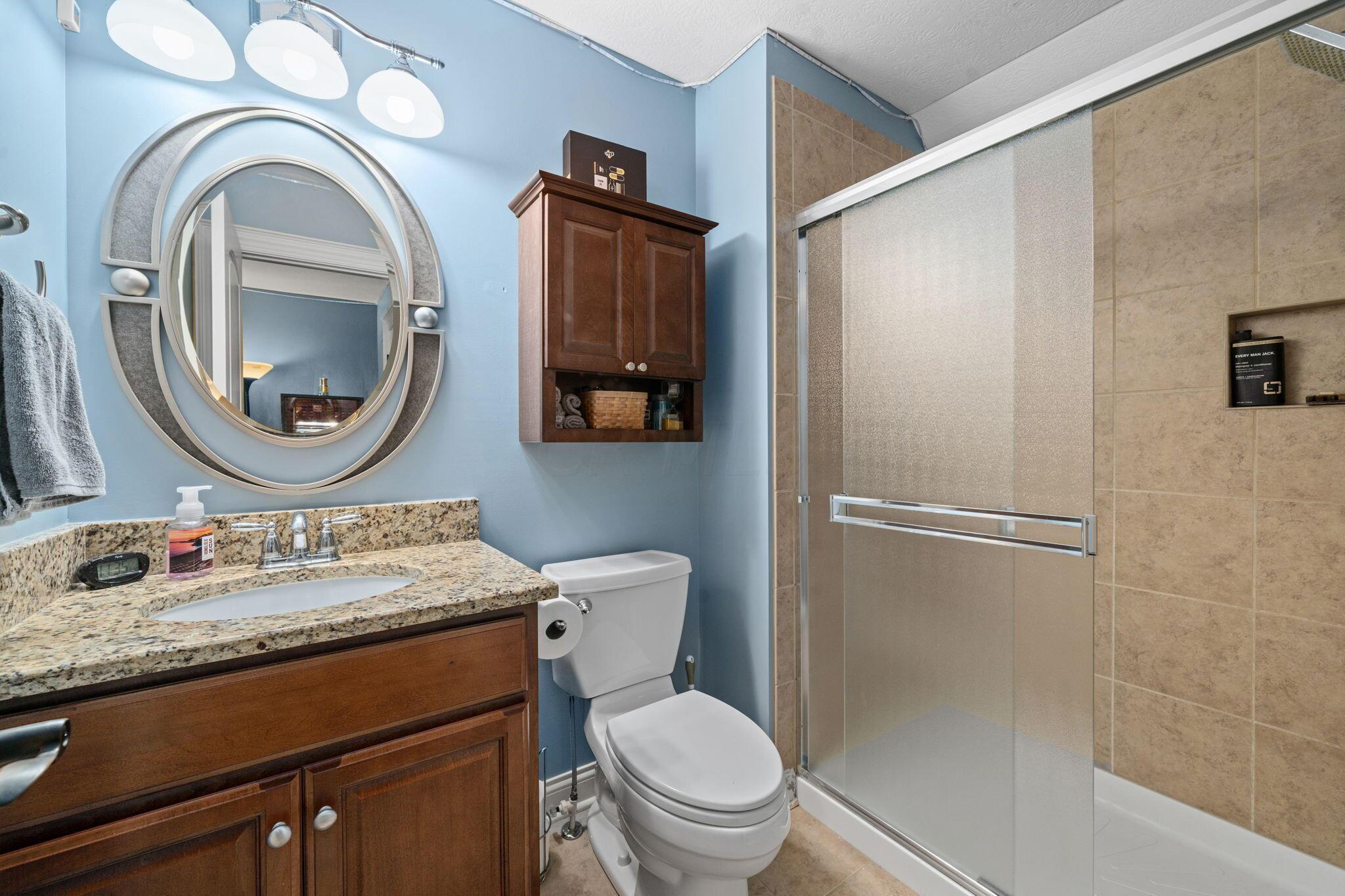 5398 Slater Ridge Westerville, OH 43082 - Photo 27 of 49 Bedroom 2 ensuite