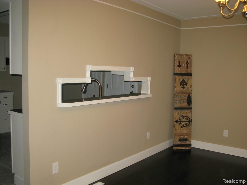 7036 Randee Street Flushing, MI 48433 - Photo 8 of 36 2011-06-19 20.07