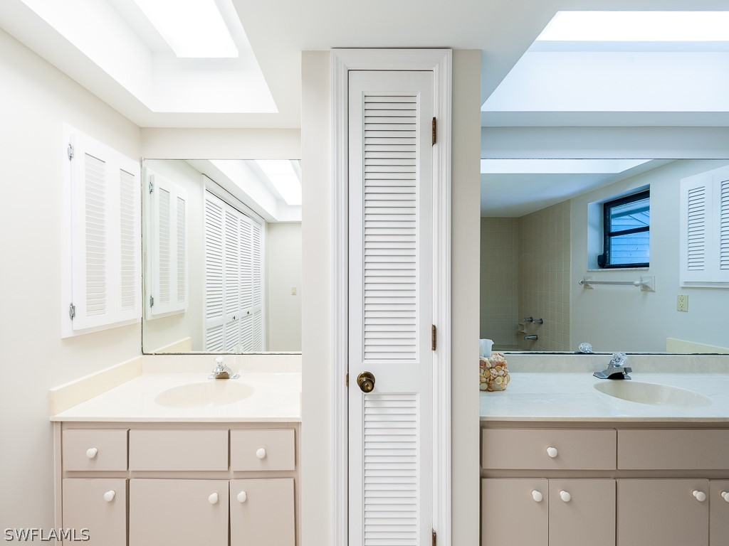 4755 Ruelle Sanibel, FL 33957 - Photo 16 of 32 Gallery Image 16
