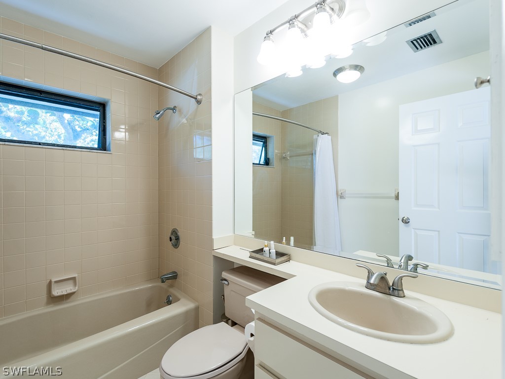 4755 Ruelle Sanibel, FL 33957 - Photo 21 of 32 Gallery Image 21