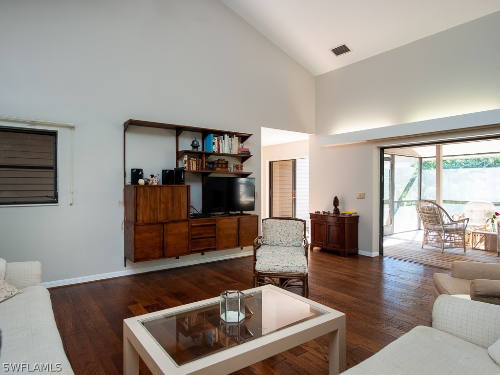 4755 Ruelle Sanibel, FL 33957 - Photo 26 of 32 Gallery Image 26