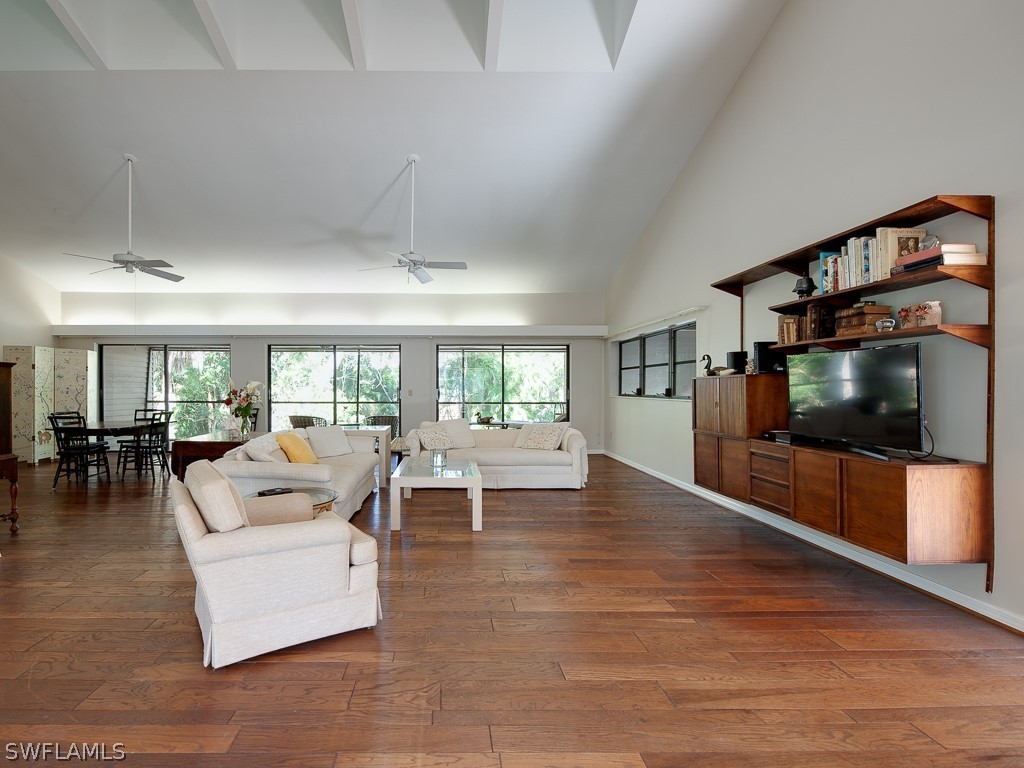 4755 Ruelle Sanibel, FL 33957 - Photo 27 of 32 Gallery Image 27