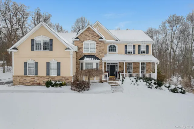 $1,095,000 | 22 Ridgemont Drive, Hopewell Junction, NY 12533