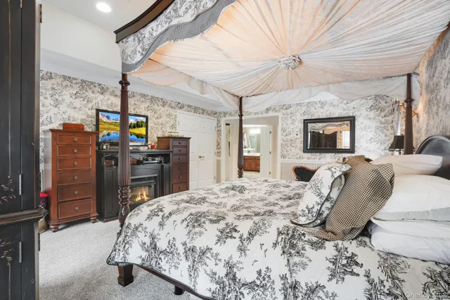 $1,095,000 | 22 Ridgemont Drive, Hopewell Junction, NY 12533