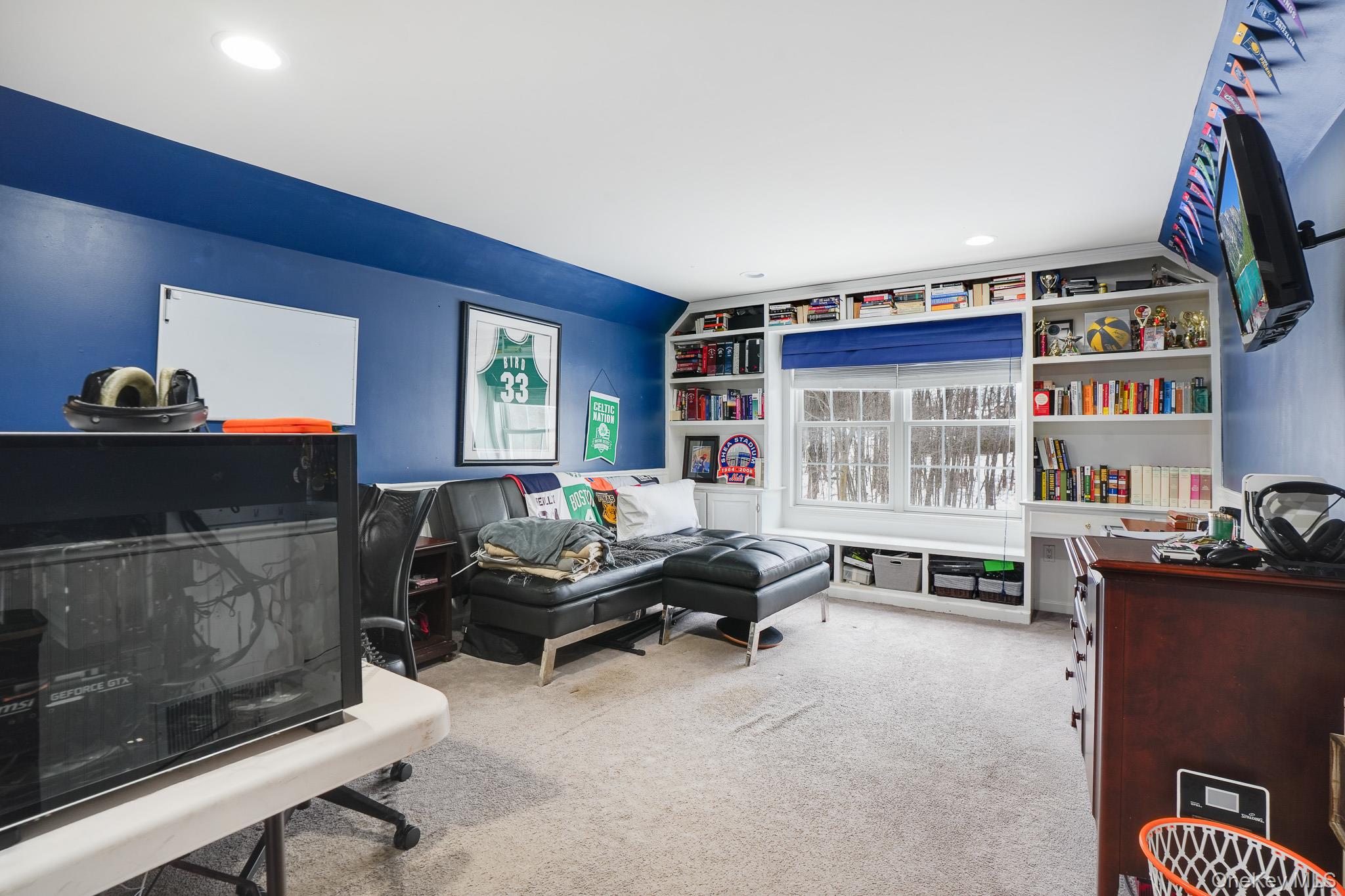 22 Ridgemont Drive Hopewell Junction, NY 12533 - Photo 29 of 47