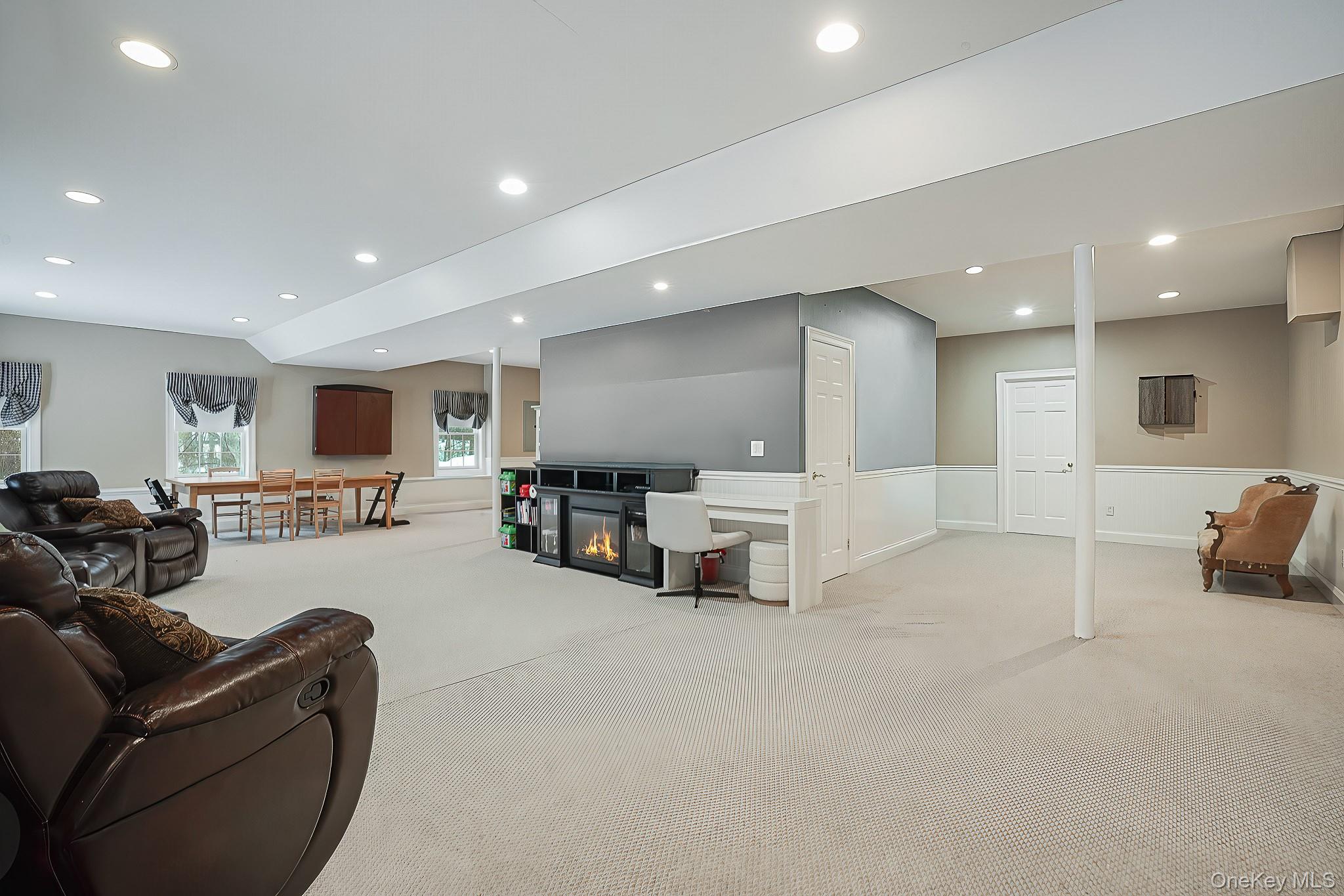 22 Ridgemont Drive Hopewell Junction, NY 12533 - Photo 34 of 43