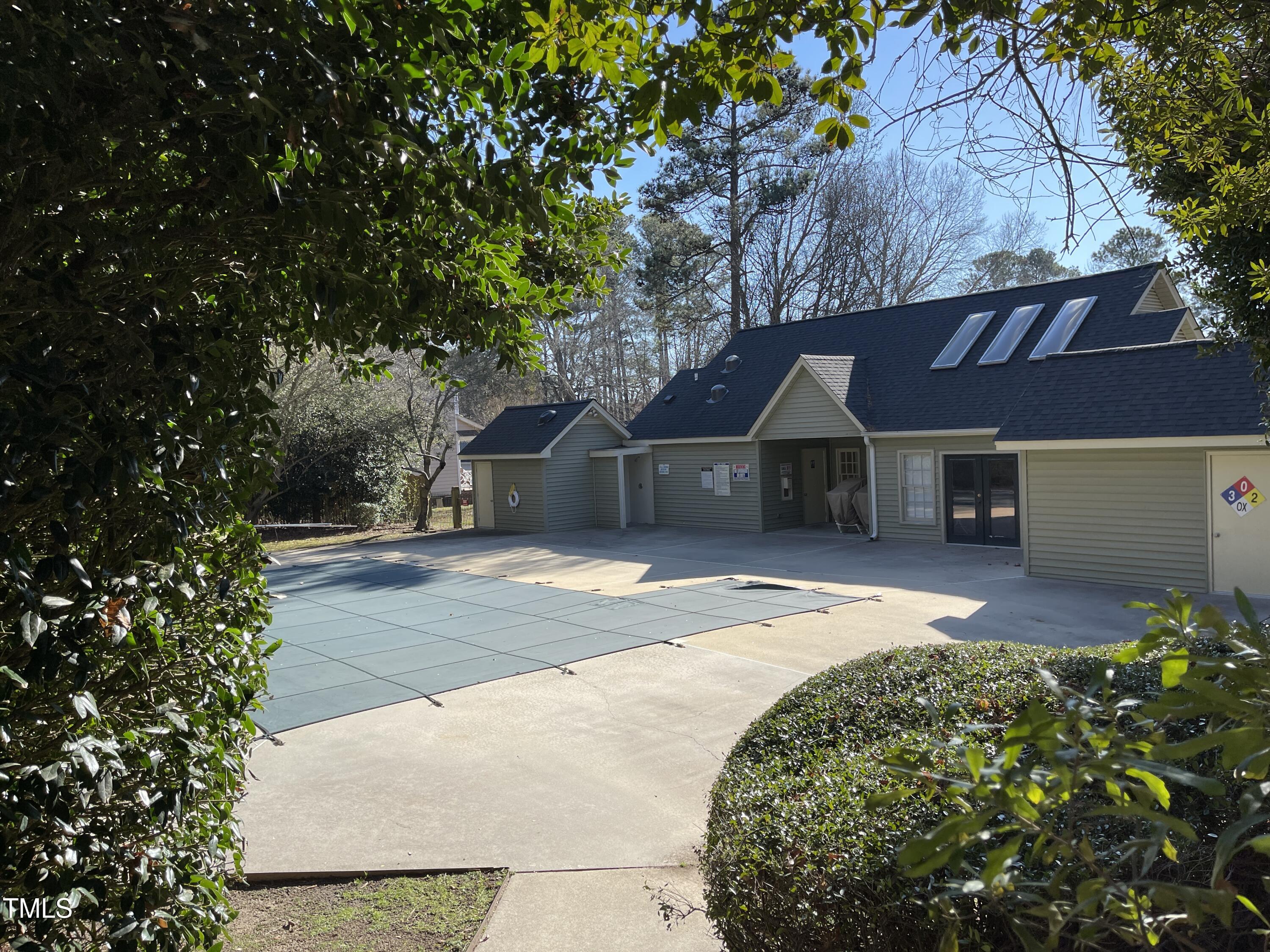 2926 Faversham Place Raleigh, NC 27604 - Photo 34 of 36 POOL