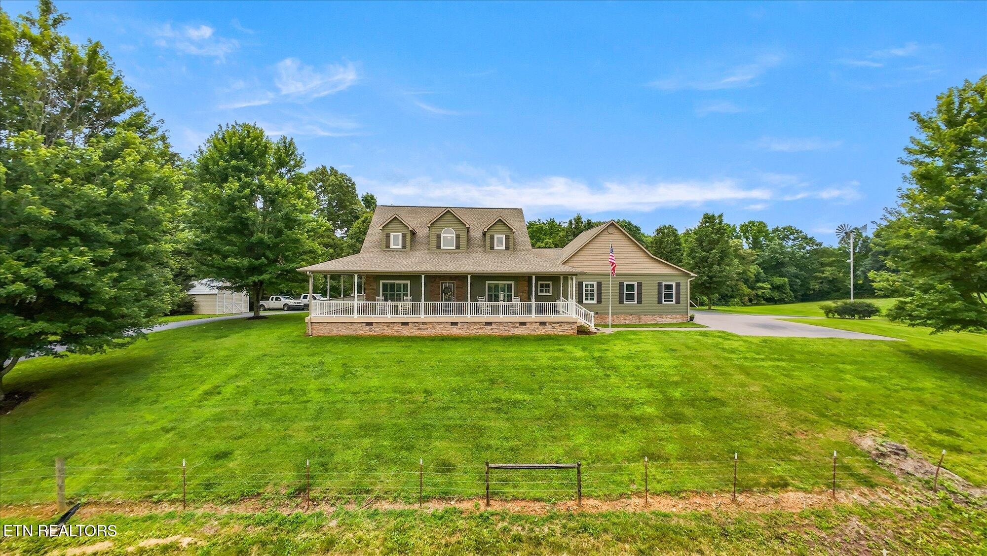 745 Laurel Road Clinton, TN 37716 - Photo 1 of 1