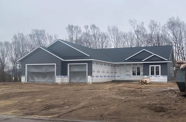 $629,900 | N7068 Pedretti Street, Holmen, WI 54636