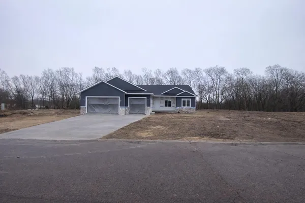 $629,900 | N7068 Pedretti Street, Holmen, WI 54636