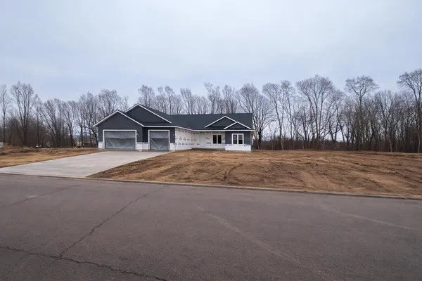$629,900 | N7068 Pedretti Street, Holmen, WI 54636