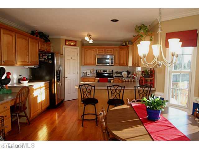 108 South High Field Road Advance, NC 27006 - Photo 5 of 16 Kitchen.