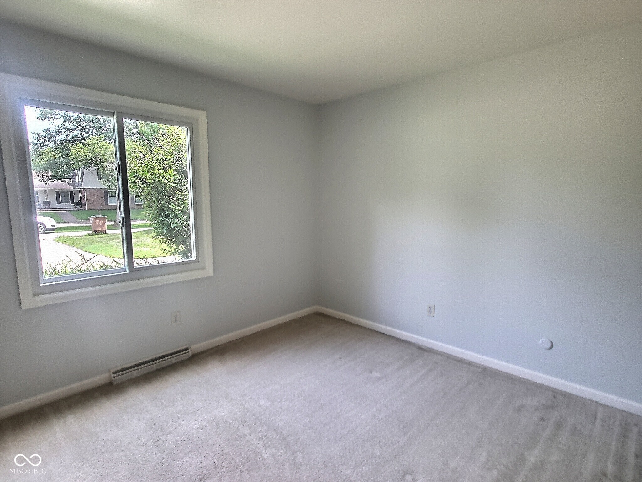 3632 Mockingbird Drive Columbus, IN 47203 - Photo 13 of 24