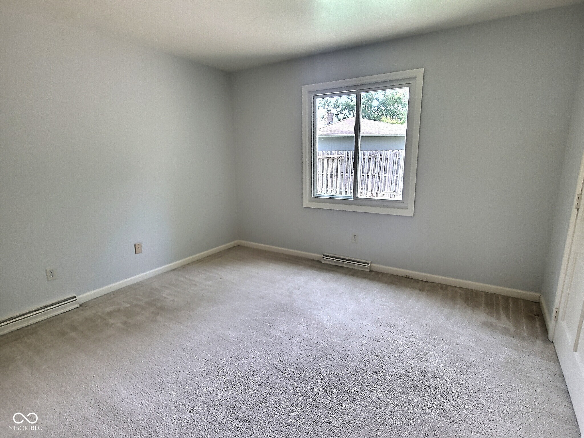 3632 Mockingbird Drive Columbus, IN 47203 - Photo 16 of 24