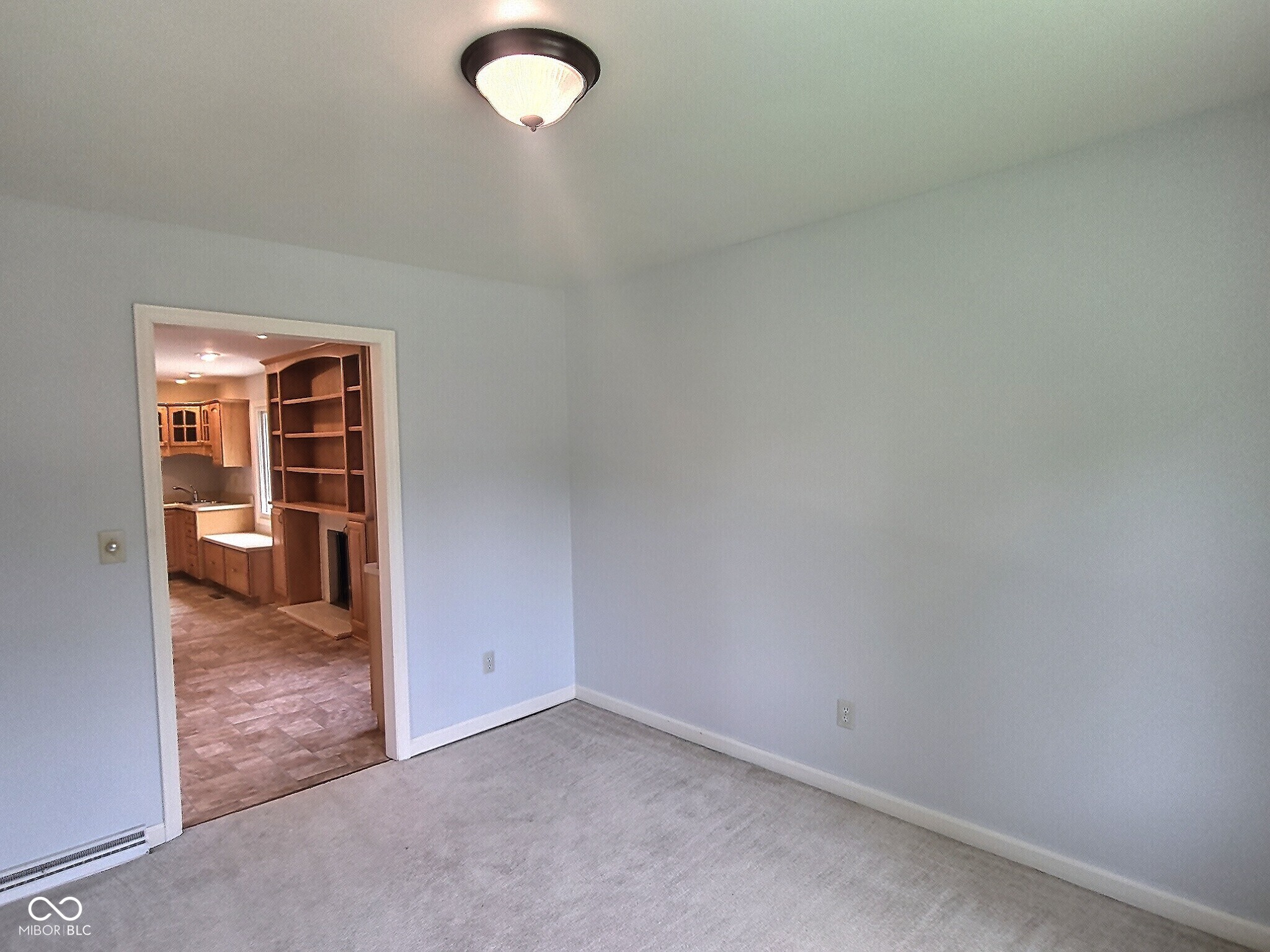 3632 Mockingbird Drive Columbus, IN 47203 - Photo 7 of 24