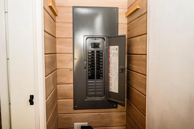 $359,900 | 17 Green Street, Dover-Foxcroft, ME 04426