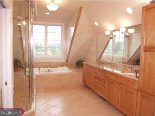 3234 Wilkinson Road Jamison, PA 18929 - Photo 4 of 6