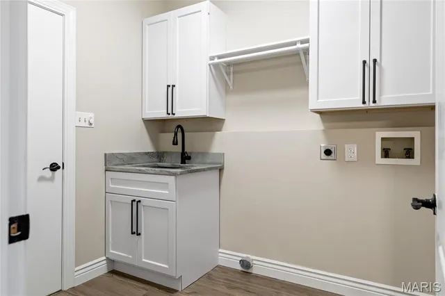 $749,000 | 263 Ashdown Forest, Weldon Spring, MO 63304