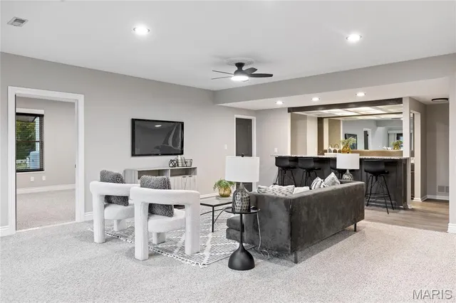 $749,000 | 263 Ashdown Forest, Weldon Spring, MO 63304