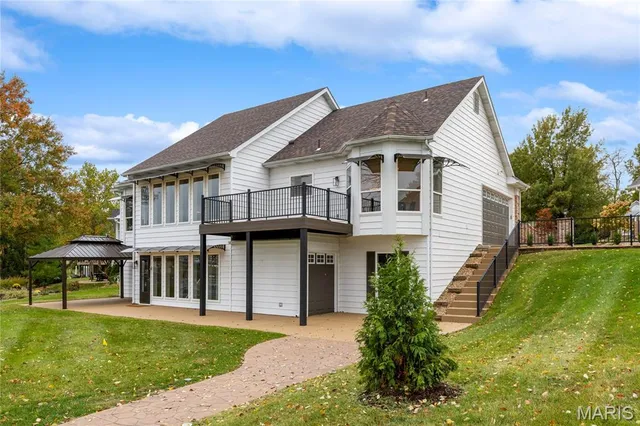 $749,000 | 263 Ashdown Forest, Weldon Spring, MO 63304