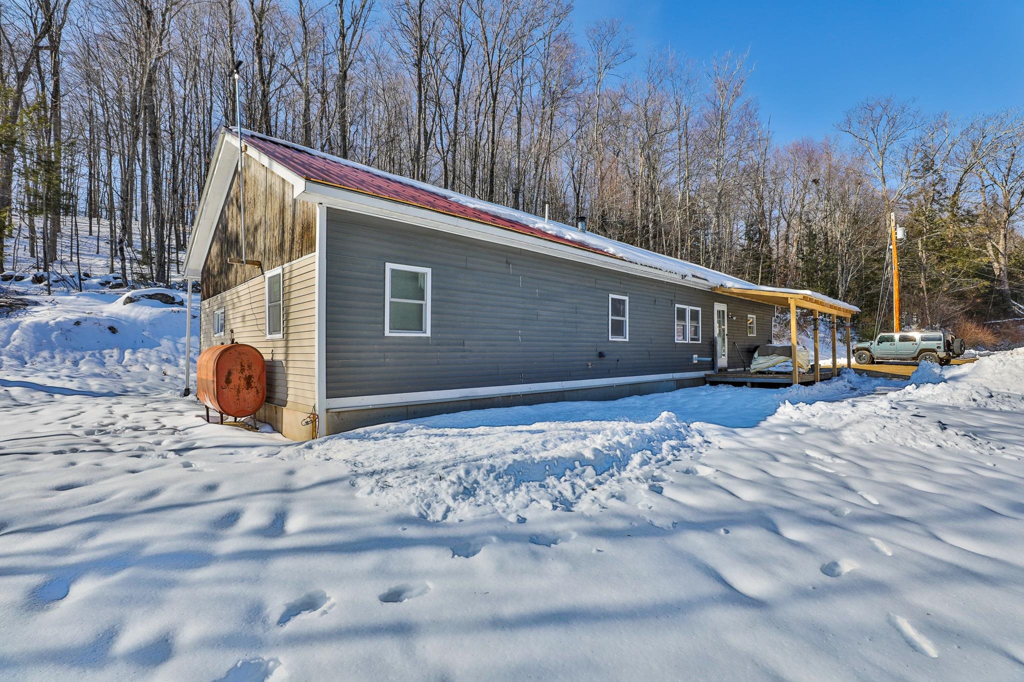 29 Mountain Road Weare, NH 03281 - Photo 2 of 23