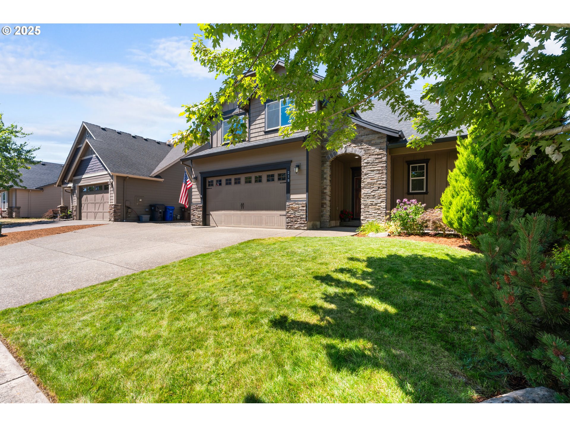 218 Finneys Avenue Molalla, OR 97038 - Photo 38 of 43 Front Yard