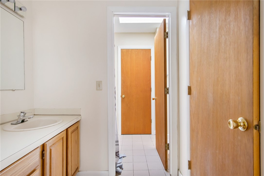 1040 Ten Rod Road Exeter, RI 02822 - Photo 11 of 31