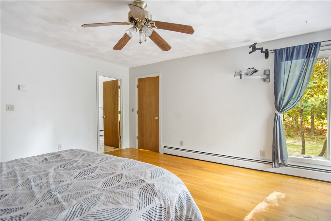 1040 Ten Rod Road Exeter, RI 02822 - Photo 10 of 31