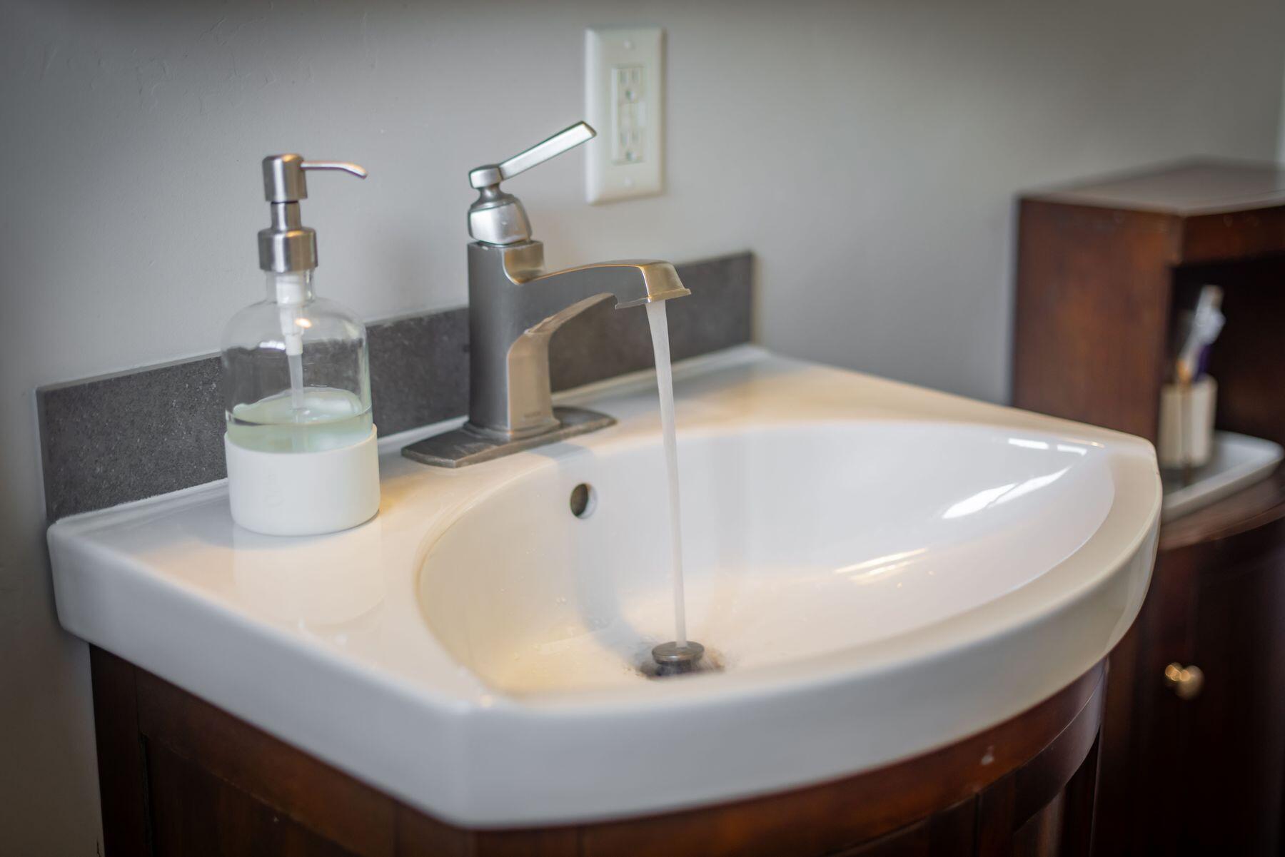 351 Sunset Avenue Oak View, CA 93022 - Photo 39 of 39 a white bath tub sitting in a bathroom