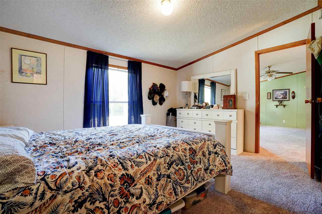 6951 Tri County Bridge Road Southeast Lone Tree, IA 52755 - Photo 20 of 40 Gallery Image 20