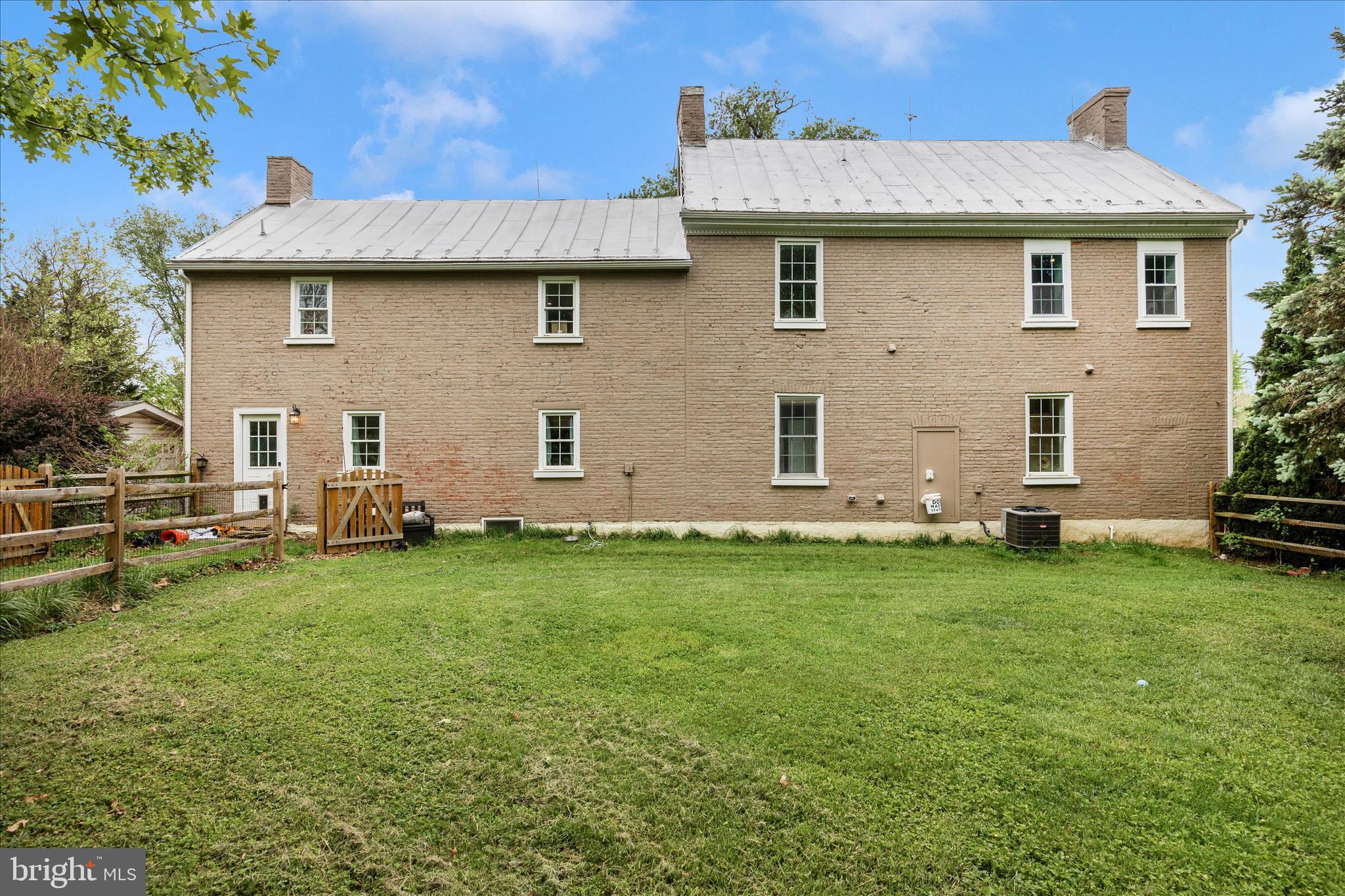3823 Roundtree Road Jefferson, MD 21755 - Photo 39 of 50 Exterior Back