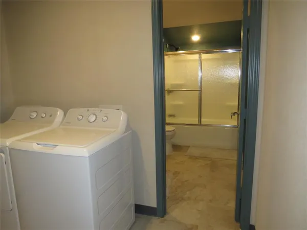 $900 | 12069 Joyce Lane, Unit 7, Roanoke, TX 76262