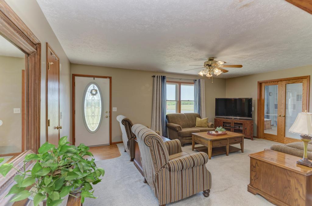 1700 Scully Road Dwight, IL 60420 - Photo 6 of 47 Gallery Image 6