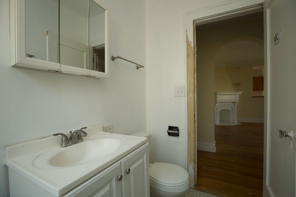 918 Green Bay Road, Unit 2L Winnetka, IL 60093 - Photo 17 of 19