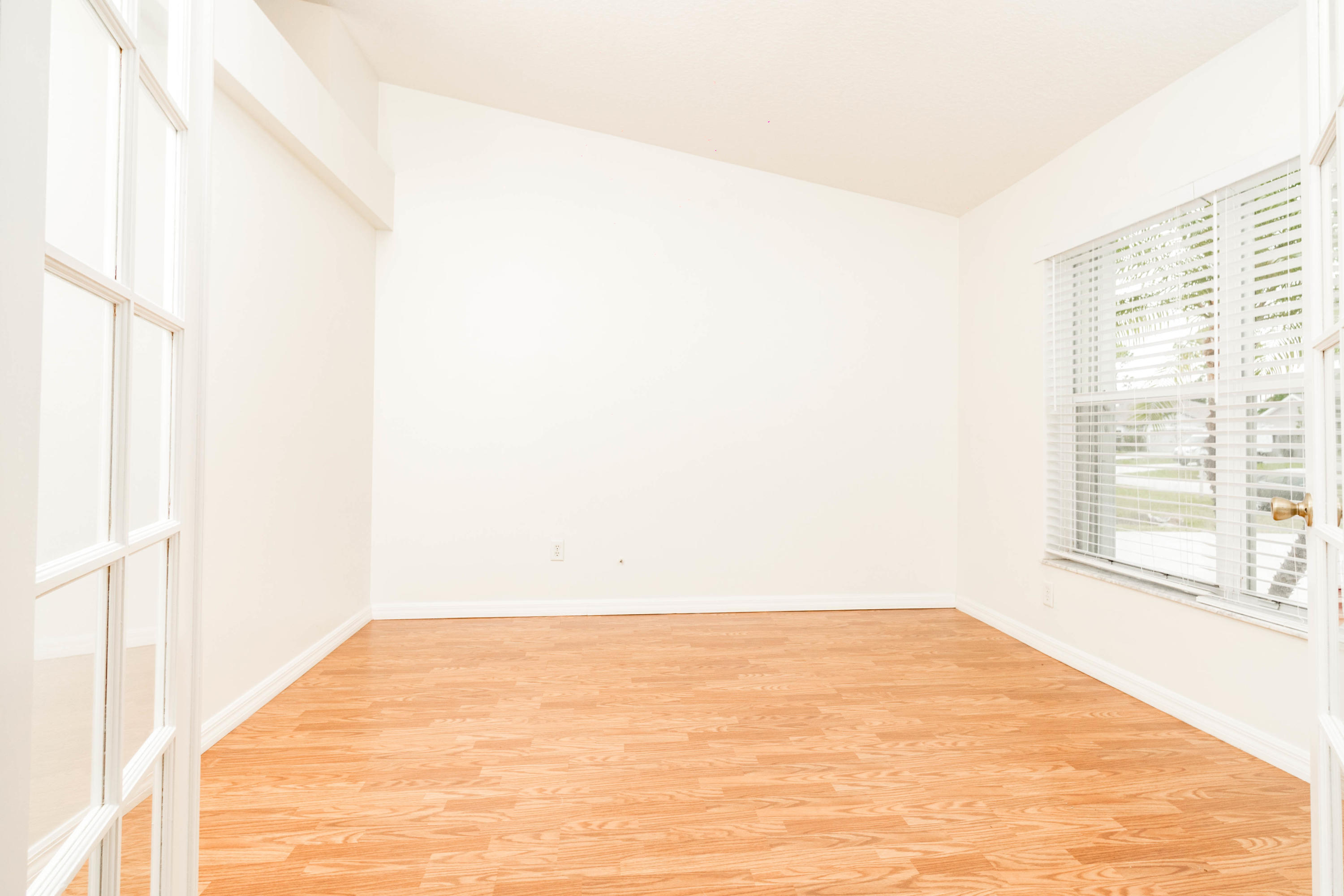 4415 Southwest Gagnon Road Port St. Lucie, FL 34953 - Photo 6 of 24 6-Den