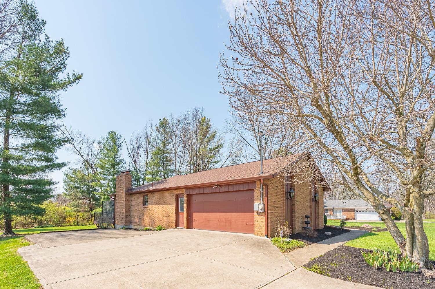 7999 Dimmick Road West Chester, OH 45241 - Photo 7 of 76