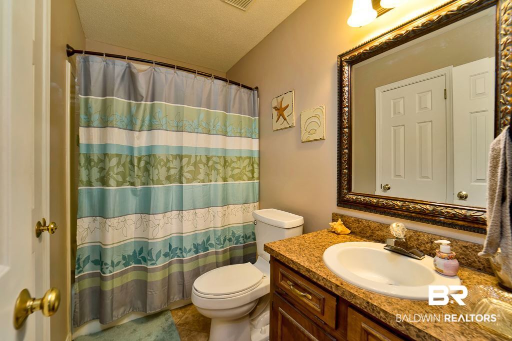 115 Wild Oak Drive Daphne, AL 36526 - Photo 11 of 22 bathroom