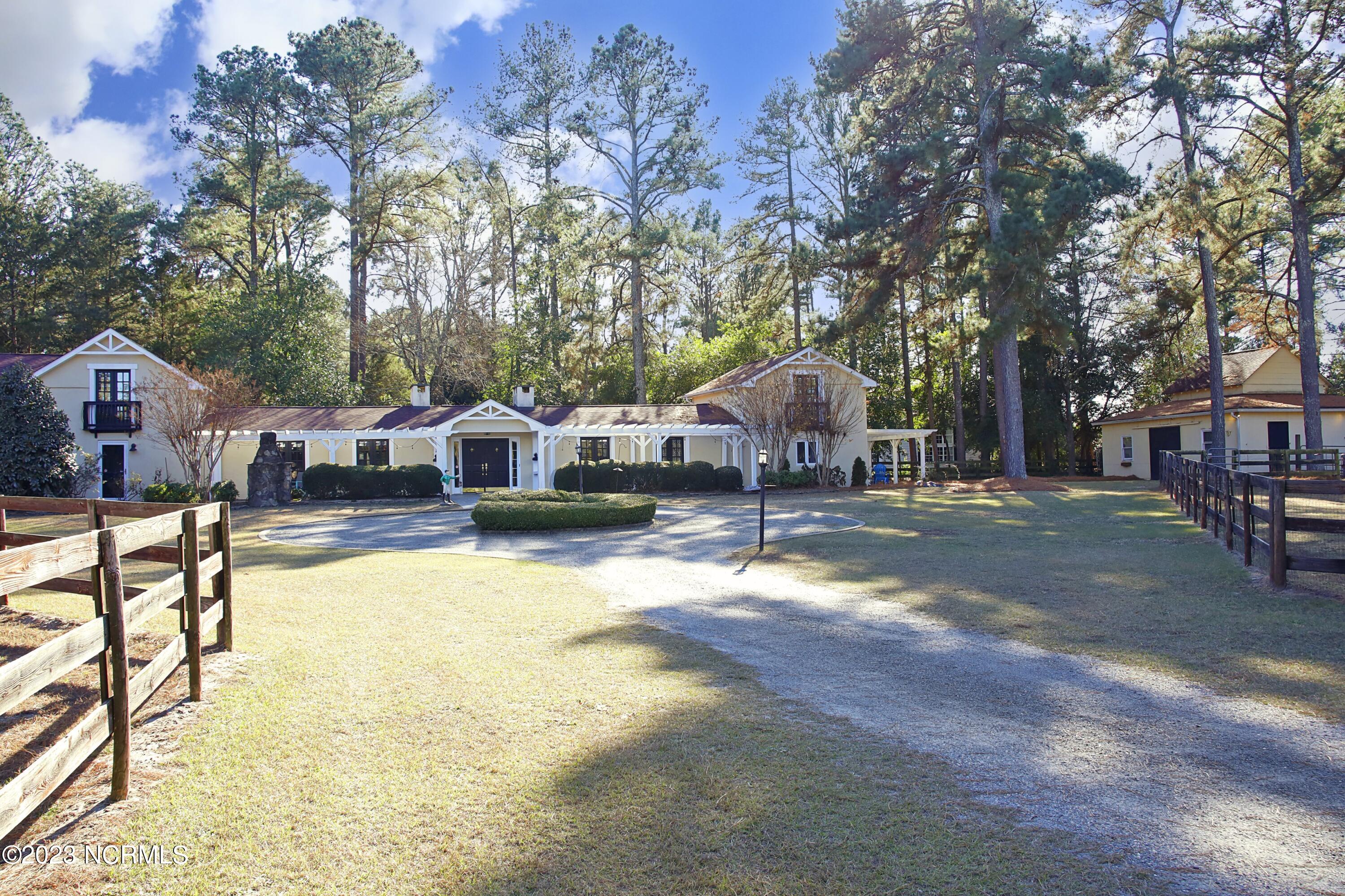 2764 Camp Easter Road Southern Pines, NC 28387 - Photo 3 of 62 3FrontWithDrive