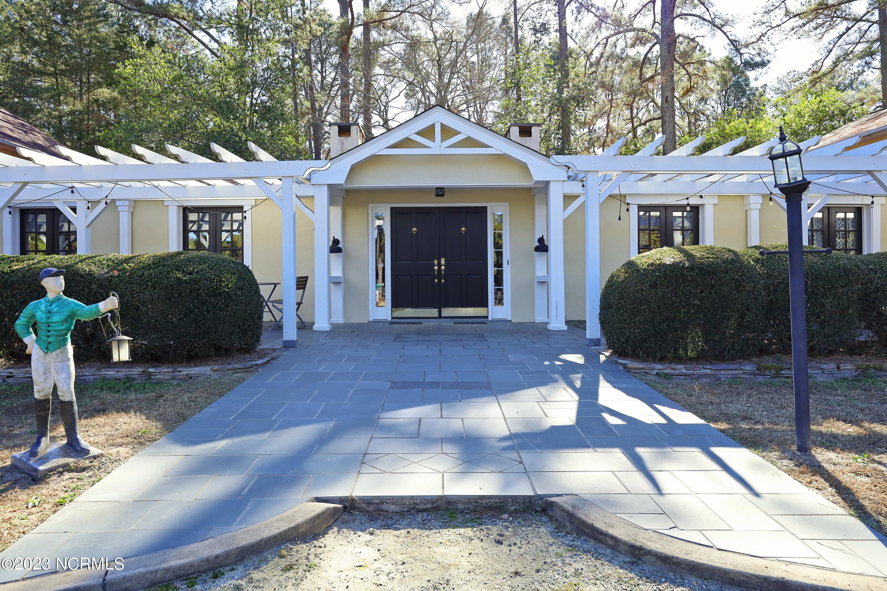 2764 Camp Easter Road Southern Pines, NC 28387 - Photo 7 of 62 7FrontPorch