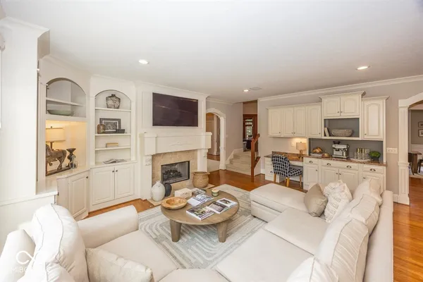 $1,499,900 | 1861 Blore Heath, Carmel, IN 46032