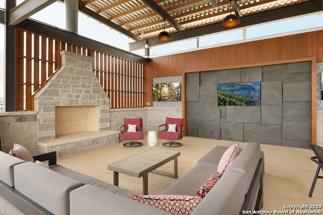 5386 Ranch Road 1376, Unit 191 Fredericksburg, TX 78624 - Photo 17 of 23 a living room with furniture