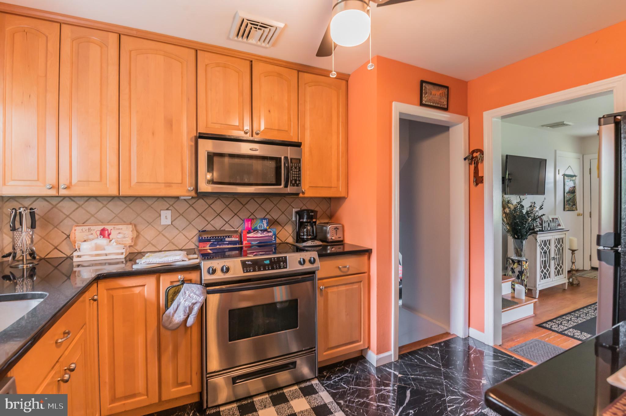 46 Laubert Road Conshohocken, PA 19428 - Photo 9 of 30 Beautiful tile floors