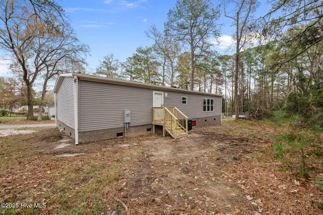 $239,900 | 106 Lynnwayne Circle, Havelock, NC 28532