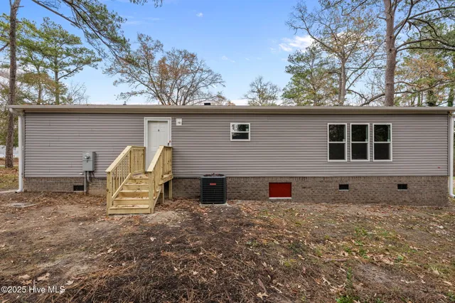 $239,900 | 106 Lynnwayne Circle, Havelock, NC 28532