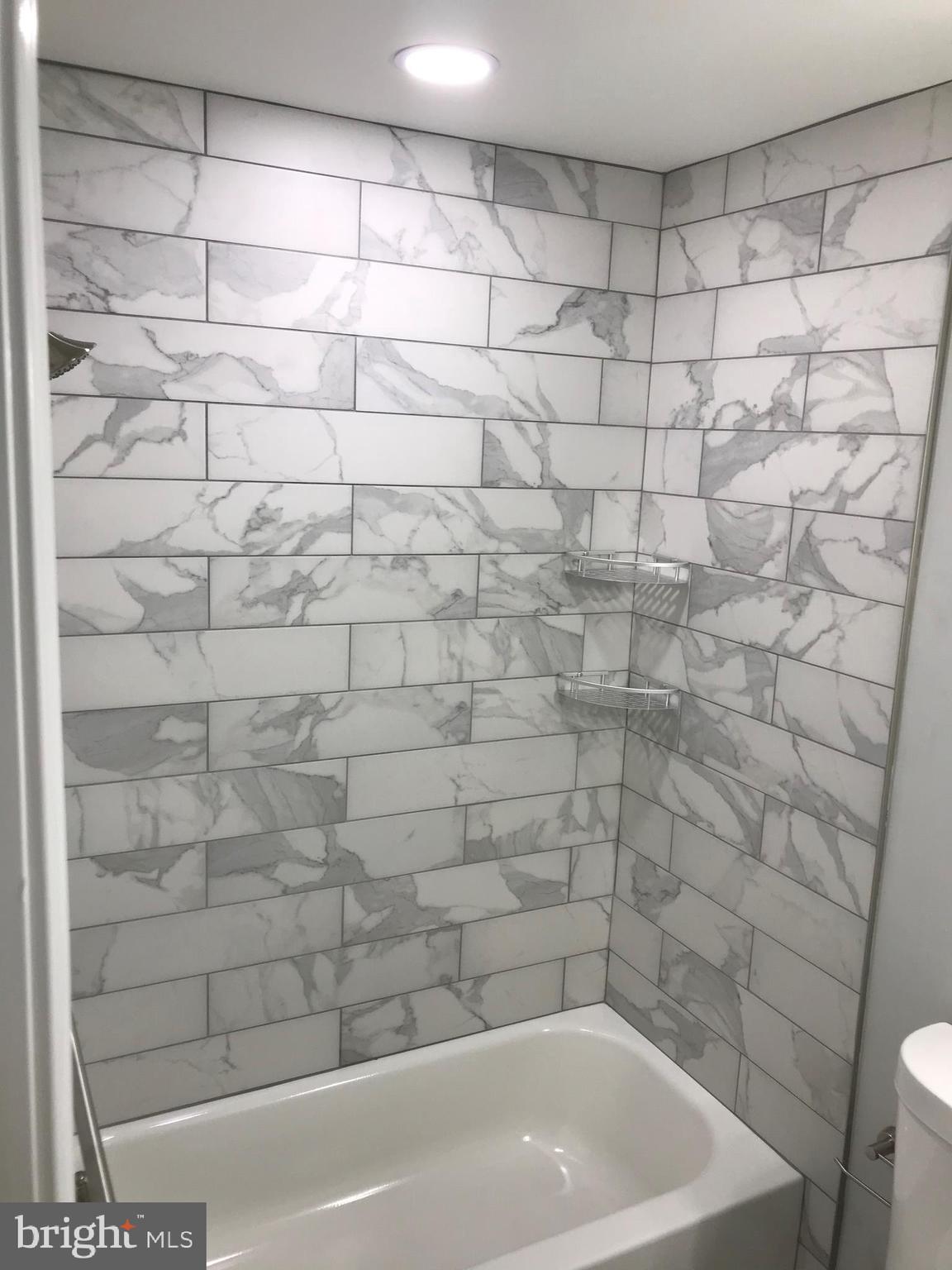 11873 Academy Road, Unit 73B Philadelphia, PA 19154 - Photo 27 of 34 Hall way bathroom