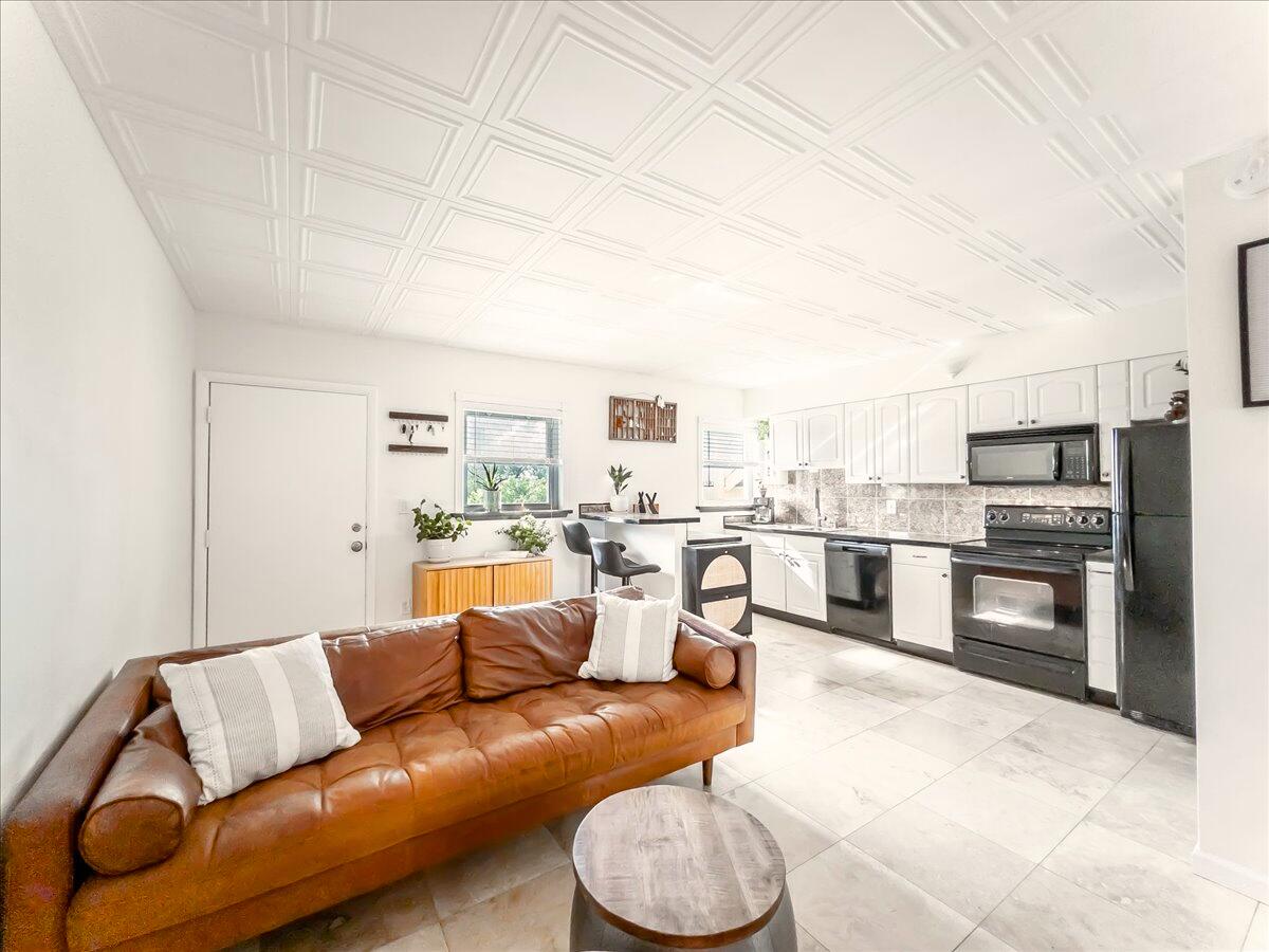 201 Coppitt Road, Unit 202A Key West, FL 33040 - Photo 5 of 21