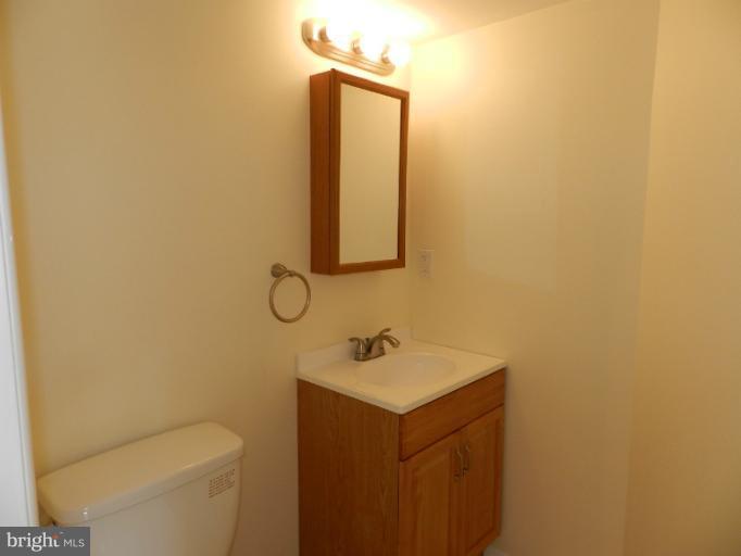 121 Laburnum Road Edgewood, MD 21040 - Photo 8 of 29 Bath
