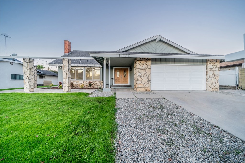 1270 Rosalind Avenue Rialto, CA 92376 - Photo 2 of 59