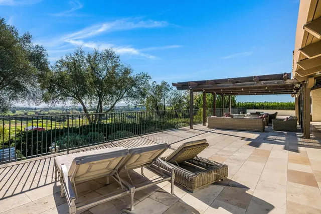 $7,999,000 | 2975 Calle Bonita, Santa Ynez, CA 93460