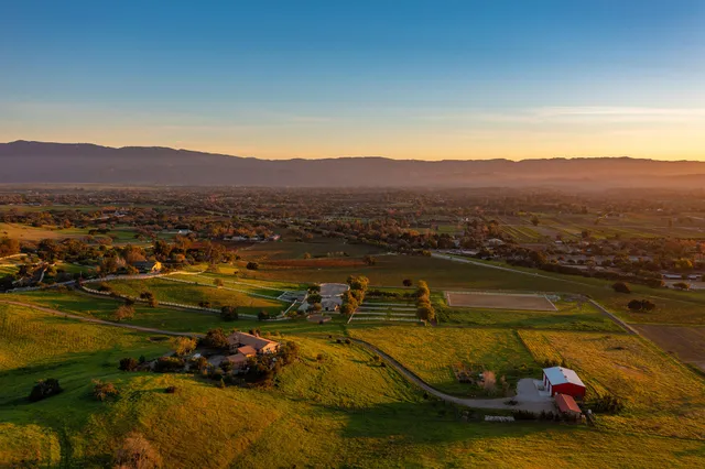 $7,999,000 | 2975 Calle Bonita, Santa Ynez, CA 93460
